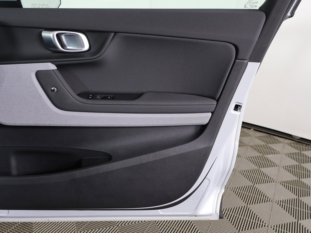 Used 2024 Polestar Polestar 2 AWD/4WD image 23