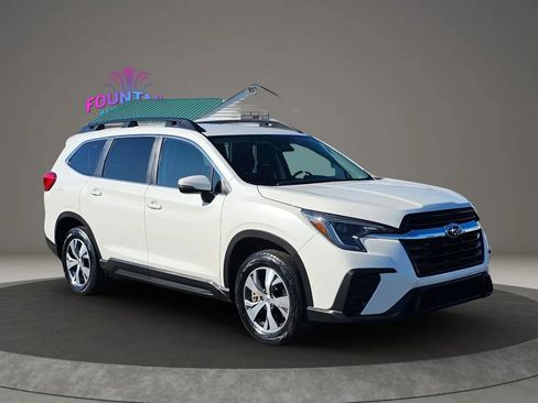 Used 2023 Subaru Ascent Premium AWD/4WD image 6