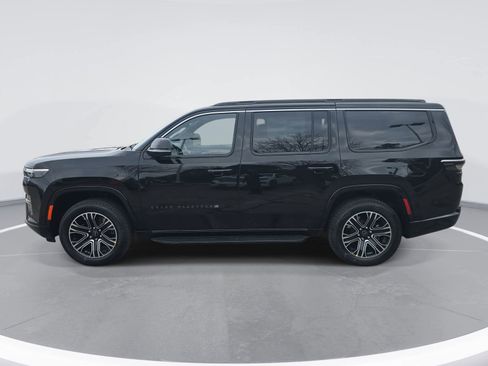 New 2026 Jeep Grand Wagoneer 2WD image 8