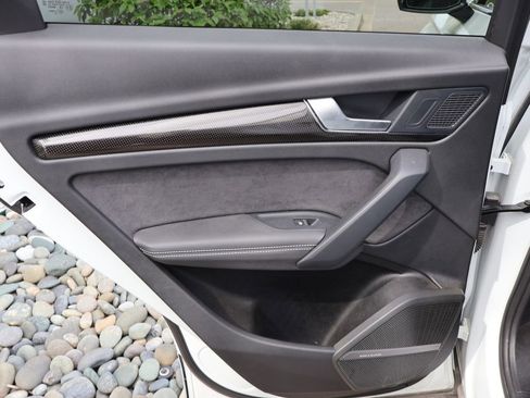 Used 2024 Audi SQ5 Premium Plus image 14