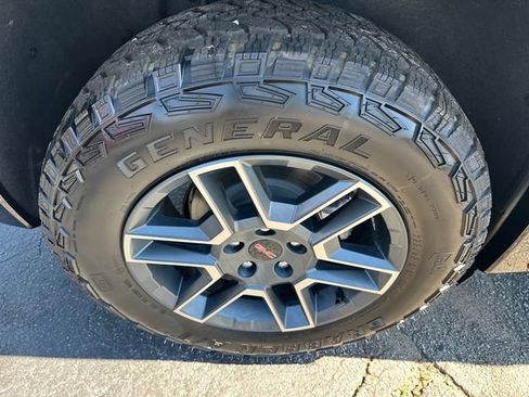 New 2026 GMC Terrain AT4 w/ Convenience Package III image 13