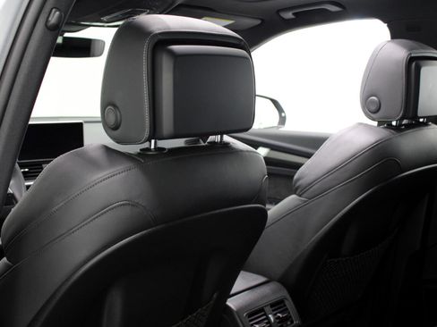 Used 2020 Audi SQ5 Premium Plus w/ Premium Plus Package image 37