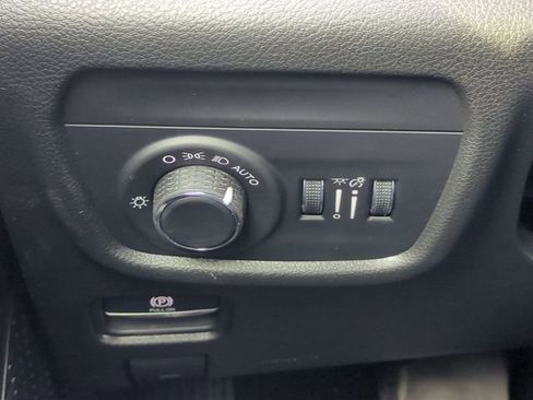 New 2026 Jeep Grand Cherokee Altitude AWD/4WD image 21