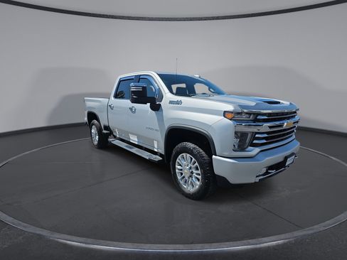 Used 2022 Chevrolet Silverado 3500 High Country w/ Z71 Off-Road Package AWD/4WD image 2