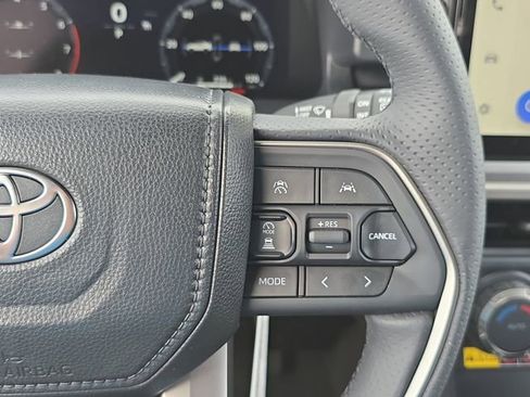 New 2026 Toyota 4Runner TRD Off-Road Premium AWD/4WD image 18