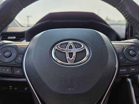 Used 2022 Toyota RAV4 XLE Premium AWD/4WD image 24