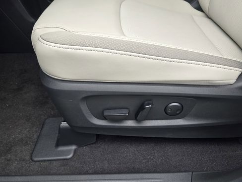 New 2026 Nissan Pathfinder SL AWD/4WD image 12