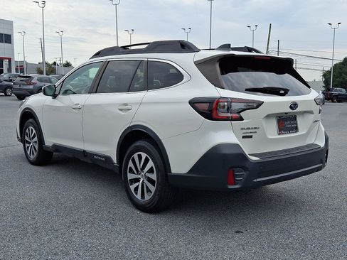 Used 2020 Subaru Outback Premium w/ Popular Package #1 AWD/4WD image 5