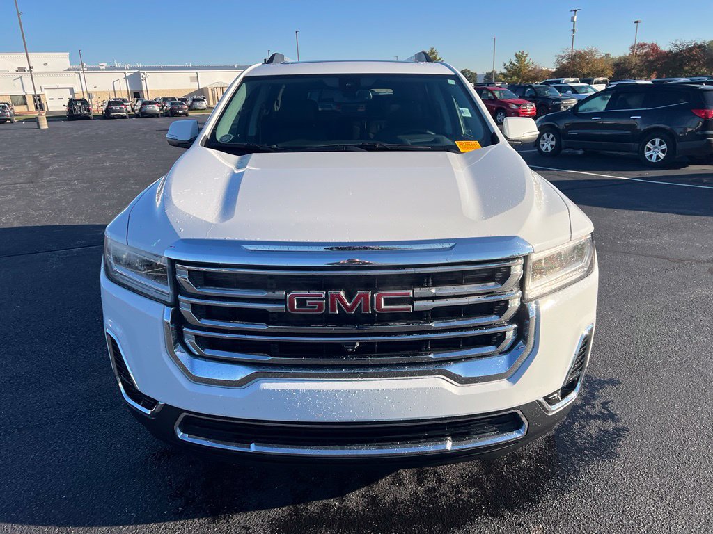 Used 2023 GMC Acadia SLT w/ Technology Package FWD image 6