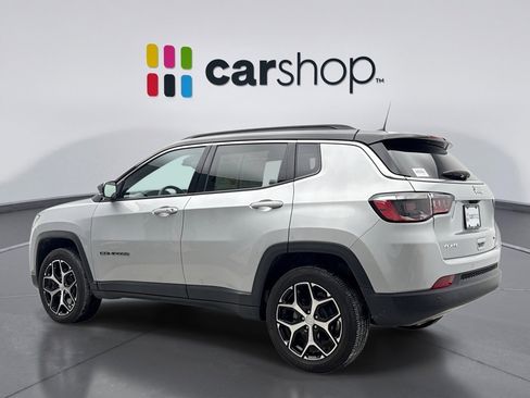Used 2024 Jeep Compass Limited w/ Sun and Sound Group image 3