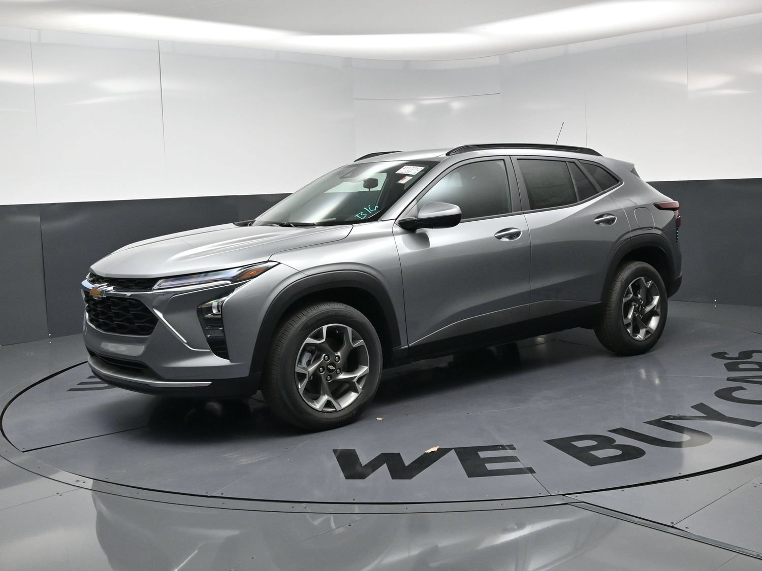 Used 2026 Chevrolet Trax LT FWD image 11
