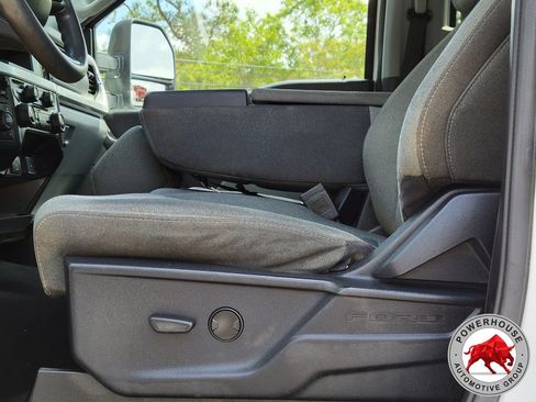 Used 2024 Ford F350 XLT AWD/4WD image 23