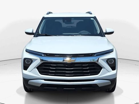 Used 2025 Chevrolet TrailBlazer LT FWD image 12