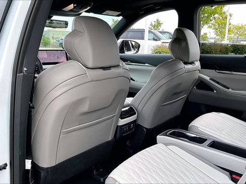 Certified 2026 INFINITI QX60 Autograph w/ Dark Cargo Package AWD/4WD image 31