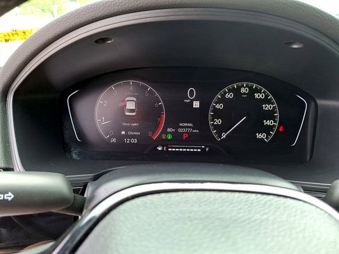 Used 2025 Honda Civic Sport image 13