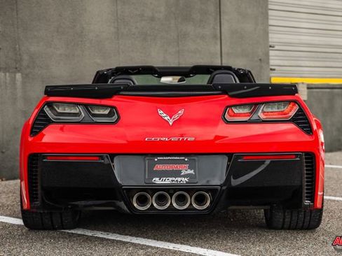 Used 2015 Chevrolet Corvette Z06 w/ 2LZ Preferred Equipment Group image 17