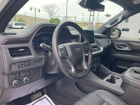 Used 2024 Chevrolet Tahoe RST w/ Luxury Package AWD/4WD image 16