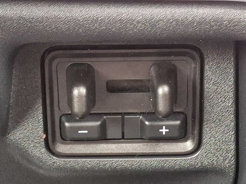Certified 2025 Ford Expedition Tremor AWD/4WD image 24