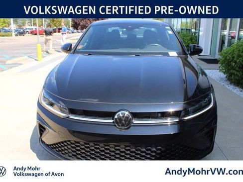 Used 2026 Volkswagen Jetta Sport FWD image 2