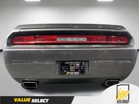 Used 2012 Dodge Challenger R/T RWD image 7