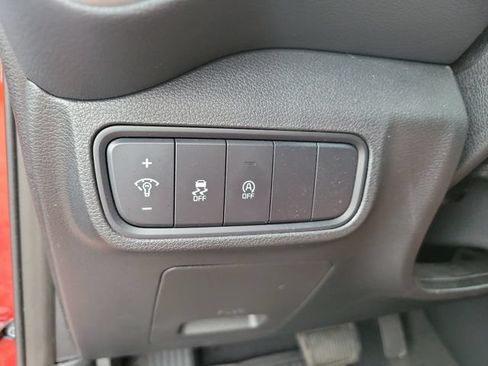 Used 2024 Kia Soul LX w/ Option Group 015 FWD image 31
