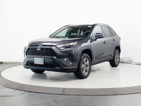 Certified 2023 Toyota RAV4 XLE w/ Convenience Package AWD/4WD image 3