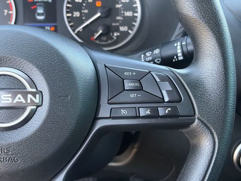 Used 2025 Nissan Sentra S FWD image 10