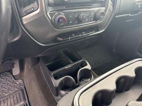 Used 2018 Chevrolet Silverado 1500 LT w/ LT Eassist Package image 25