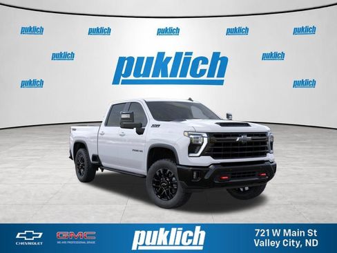New 2026 Chevrolet Silverado 2500 LT w/ Trail Boss Package AWD/4WD image 1