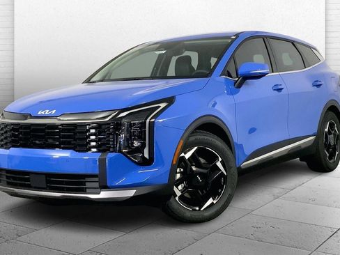 New 2026 Kia Sportage EX w/ EX Panorama Roof Package image 2