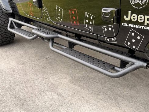 Used 2021 Jeep Gladiator Overland w/ Popular Equipment Package AWD/4WD image 16