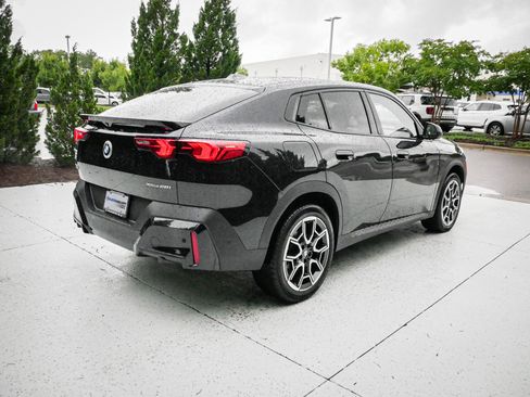 Used 2026 BMW X2 xDrive28i AWD/4WD image 10