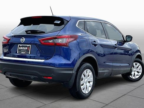 Used 2020 Nissan Rogue Sport S image 12