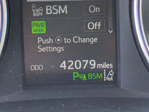 Used 2017 Toyota Highlander Limited Platinum AWD/4WD image 11