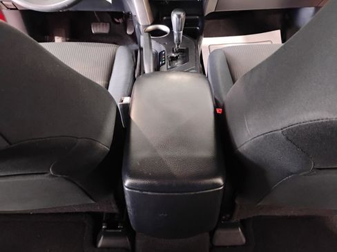 Used 2015 Toyota RAV4 LE FWD image 56