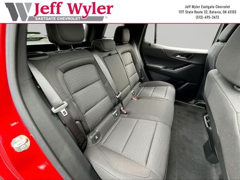 New 2026 Chevrolet Equinox LT w/ Midnight Edition FWD image 19