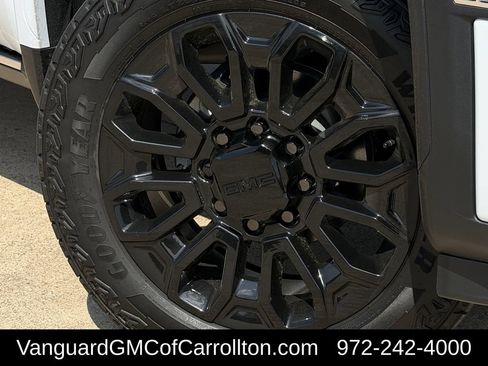 New 2026 GMC Sierra 2500 Denali Ultimate AWD/4WD image 9