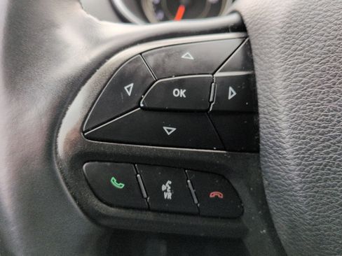 Used 2019 Jeep Cherokee Trailhawk w/ Comfort/Convenience Group image 14