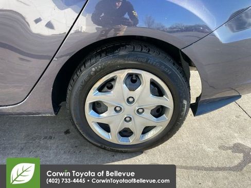 Used 2013 Ford Fiesta SE image 22