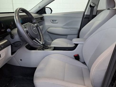 Used 2025 Hyundai Kona SEL FWD image 22