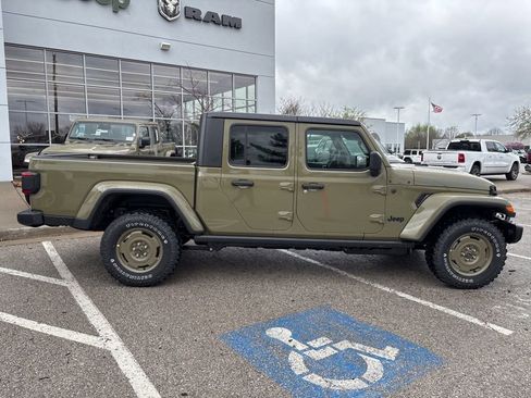 New 2026 Jeep Gladiator Sport image 33