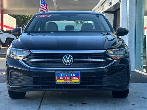 Used 2022 Volkswagen Jetta S image 9