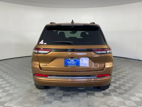 New 2026 Jeep Grand Cherokee Limited AWD/4WD image 17
