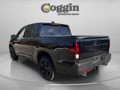 New 2026 Honda Ridgeline Black Edition image 4
