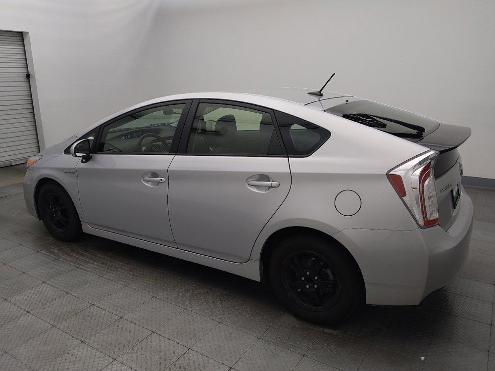 Used 2015 Toyota Prius Three FWD image 3