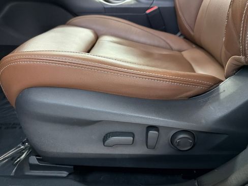 Used 2022 Subaru Outback Touring XT AWD/4WD image 15