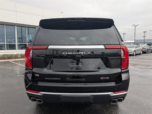 New 2026 GMC Yukon Denali w/ Denali Reserve Package image 5