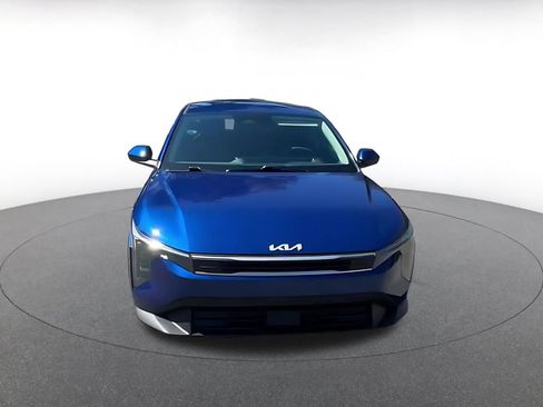 Used 2025 Kia K4 FWD image 4