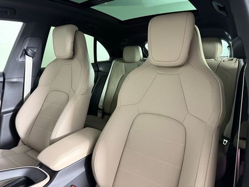 New 2025 Porsche Macan 4 Electric image 5