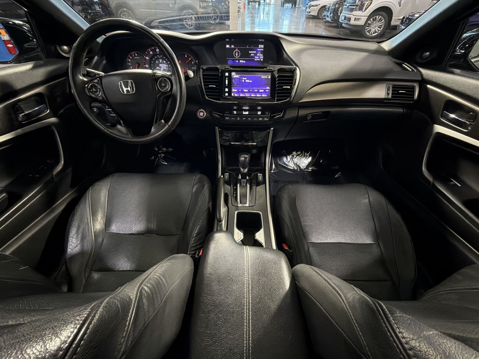 Used 2017 Honda Accord EX-L image 28